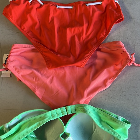 Victoria Secret bikini top and two bottoms - Picture 6 of 6